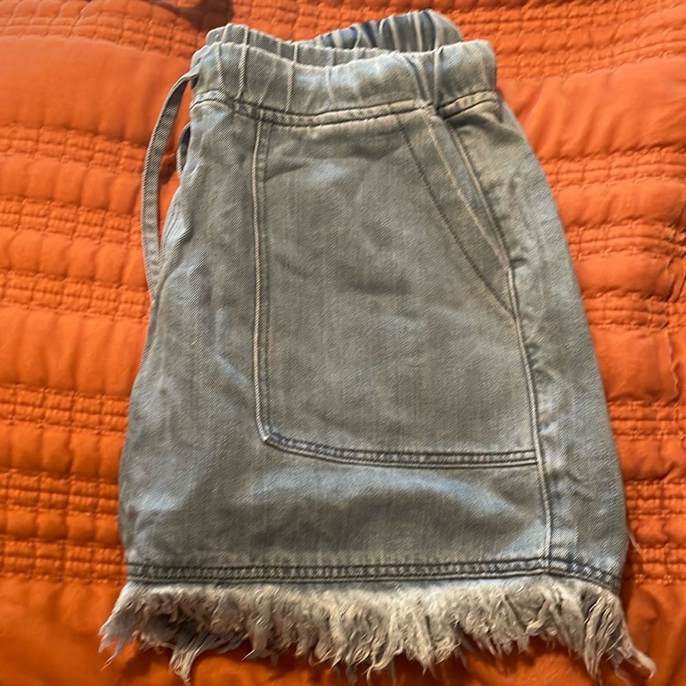 Denim Shorts - Picture 1 of 5
